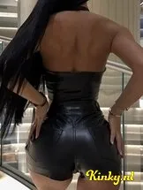 mistress-victoria-bdsm-via-kinky-686ebe9b375bfd00131916f9