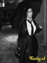 Meesteres Nika - The Woman Who Takes Over Your Mind