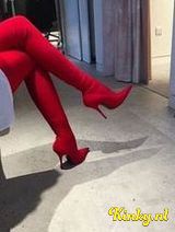 Serenna - Oh, you want to play, little boy?