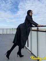 Serenna - SM Outcall 24/7 Kinky roleplay,foot,SM Hard + more