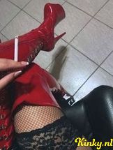 meesteres-serenna-bdsm-via-kinky-68f61a83a9c49d0013964c09