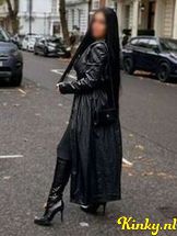 meesteres-serenna-bdsm-via-kinky-68e78c166414c600131a6251
