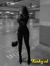 Serenna - Oh, you want to play, little boy?