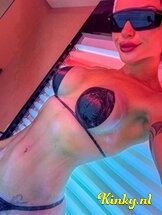 aninha-prive-ontvangst-via-kinky-67ee8f9143e4b9001386567c