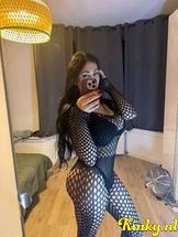 lana-ts-prive-ontvangst-via-kinky-690a667d665fb200136352ec