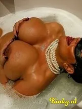 natalie-prive-ontvangst-via-kinky-661916acd0faae001ab6ba5d