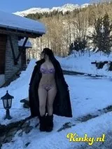 Isabela - sexy hot Colombian woman with beautiful buttocks