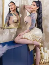 tíffanys-prive-ontvangst-via-kinky-6a294e4e9eee4500141b0d25