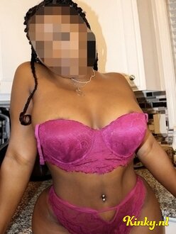 julissa-prive-ontvangst-via-kinky-67de1e5786a8be001360494e
