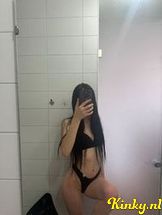 emily-prive-ontvangst-via-kinky-684eb9bf375bfd001318e6bd