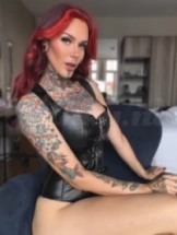 meesteres-anna-bdsm-via-kinky-66f92ddebdcf5d0013d32d6c