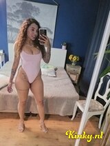 Tania - Nymphomaniac, party, blowjob 