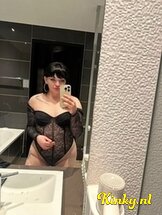 ruby-prive-ontvangst-via-kinky-68575f876f455c0013d03e22