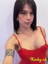 stefanía-virtual-sex-via-kinky-692b13154f89120013ba110a