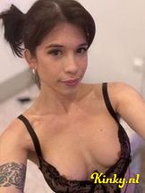 stefanía-virtual-sex-via-kinky-692ea839d5484e001366be0a