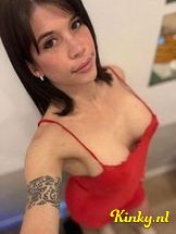 stefanía-virtual-sex-via-kinky-692b1317ee99270013508e71