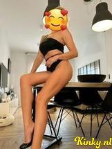 cloe-escort-via-kinky-68feb9110e66ef00137b3bda
