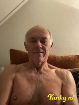martin-escort-via-kinky-665dac2955e0e3001aff85a1