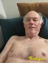 Martin - Hetero man voor escort, specialiteit orale sex