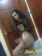 honey-prive-ontvangst-via-kinky-667e0d99210403001a80a3dd