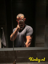 mitchel-escort-via-kinky-67a091f9fc429b001338025b