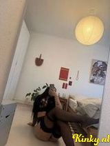 Emma - New and hot Colombian girl