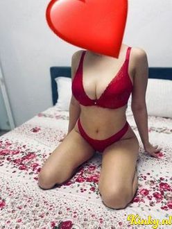 selin-prive-ontvangst-via-kinky-68e79cc87e9b92001310c042