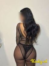 dilara-prive-ontvangst-via-kinky-693c14f39b028e0014b57b12