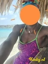 louise-erotische-massage-via-kinky-66754abe210403001a8099a6