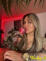 Victoria - Party girl Deep blowjobs , Hot