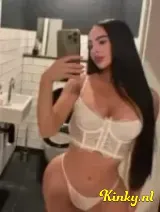 Nayla - Hot young and party girl 