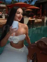 Nayla - Sexy young and party girl 