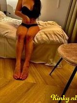 Karina - Party girl escort