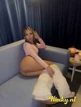 zoe-prive-ontvangst-via-kinky-67e36adeee0b68001324635a