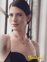 lady-mabella-bdsm-via-kinky-633dea6dd936d200124bb759