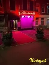 gentlemen-club-cinderella-club-in-rotterdam-68041faf6f455c0013cfb4f4