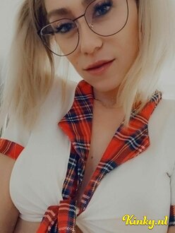 anouk-maze-virtual-sex-via-kinky-66b1b5f592449c00139c1866
