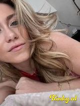 Anouk Maze - Korting op videos en chat