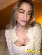 Anouk Maze - Korting op videos en chat