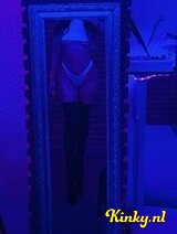 Micha - IF YOU WANT A GOOD ASS FISTING, i am here!