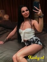 mellys-prive-ontvangst-via-kinky-687828df4783f70013b144a0