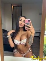 kendal-prive-ontvangst-via-kinky-68d4102af6c6eb0013e5e8a0