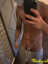 jarno-escort-via-kinky-6924d7f42ae1c70012231c6b