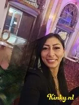 Sarra - Queen Best bj&Porno-Star Experience