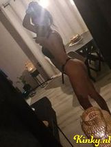 loulita-prive-ontvangst-via-kinky-691eedbff044d900134e5fbe