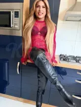 Emmy - Latina meisje, ik hou van feestjes