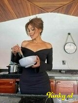 angelina - squirt anaal plas toys geilste milf nederlands