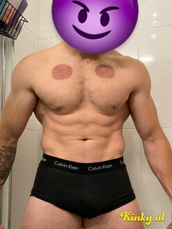 thomas-escort-via-kinky-67ed31866f455c0013cf8d70