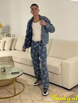 Lucas - Latinboy, partying and naughty for you