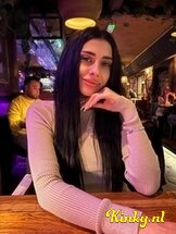 molly-escort-via-kinky-686fd1d59e10cc001344a82f